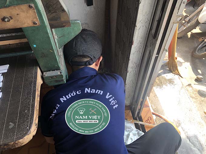 Sửa van khóa nước âm tường quận Tân Phú